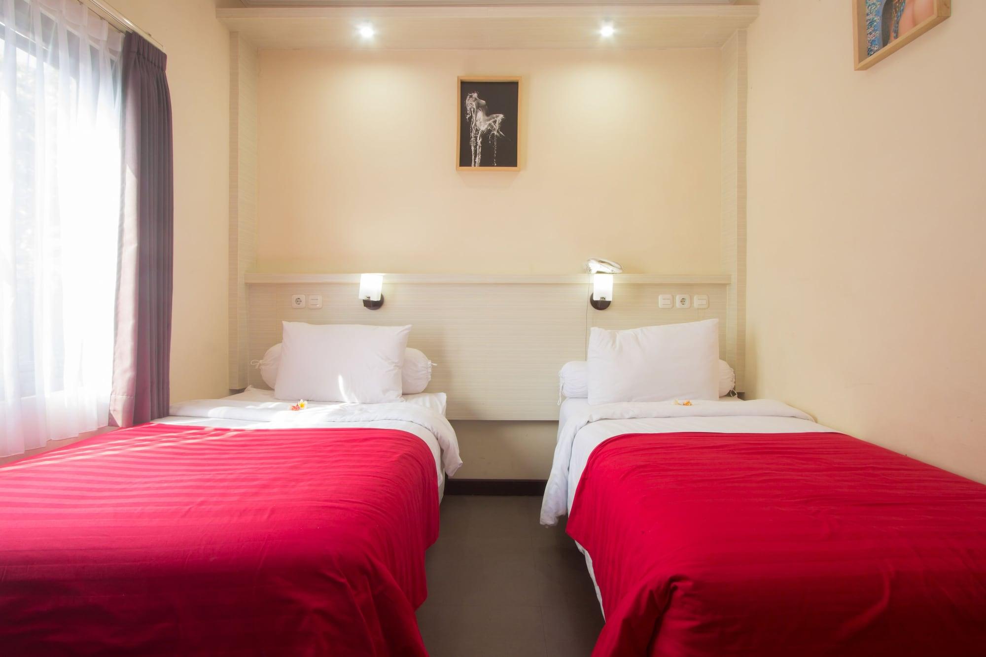 Maxi Hotel Kedonganan Jimbaran Exteriör bild