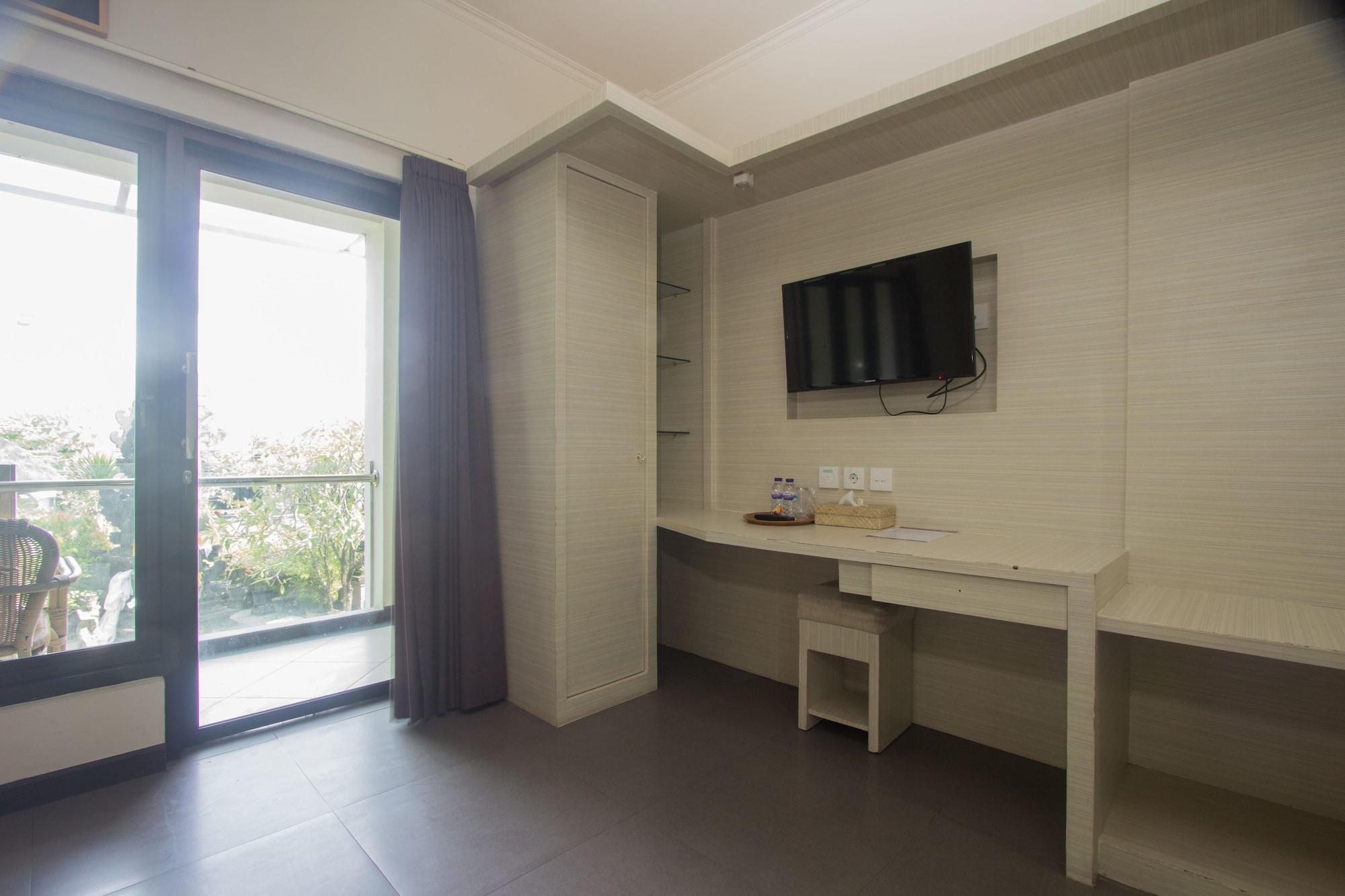 Maxi Hotel Kedonganan Jimbaran Exteriör bild