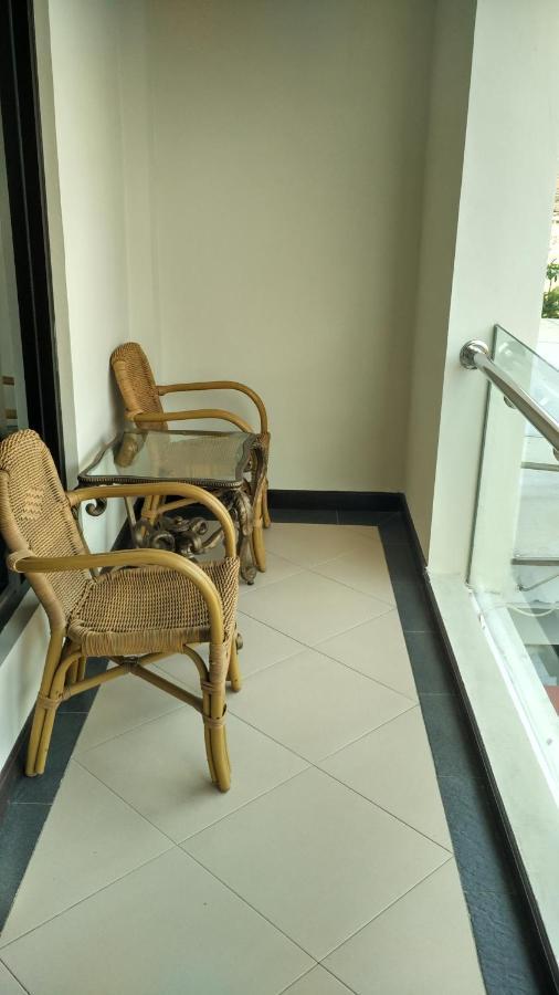 Maxi Hotel Kedonganan Jimbaran Exteriör bild